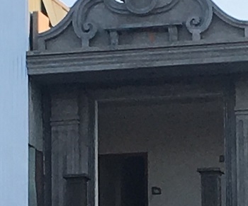 Đắp phù điêu hoa văn mặt tiền CT Điện Biên Phủ