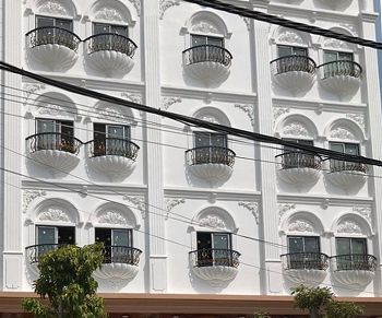 Tạo mẫu, thi công hoa văn, đầu trụ mặt tiền CT Xuân Thủy, Đà nẵng